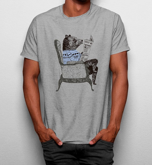 Camiseta Oso a Leer Periódico